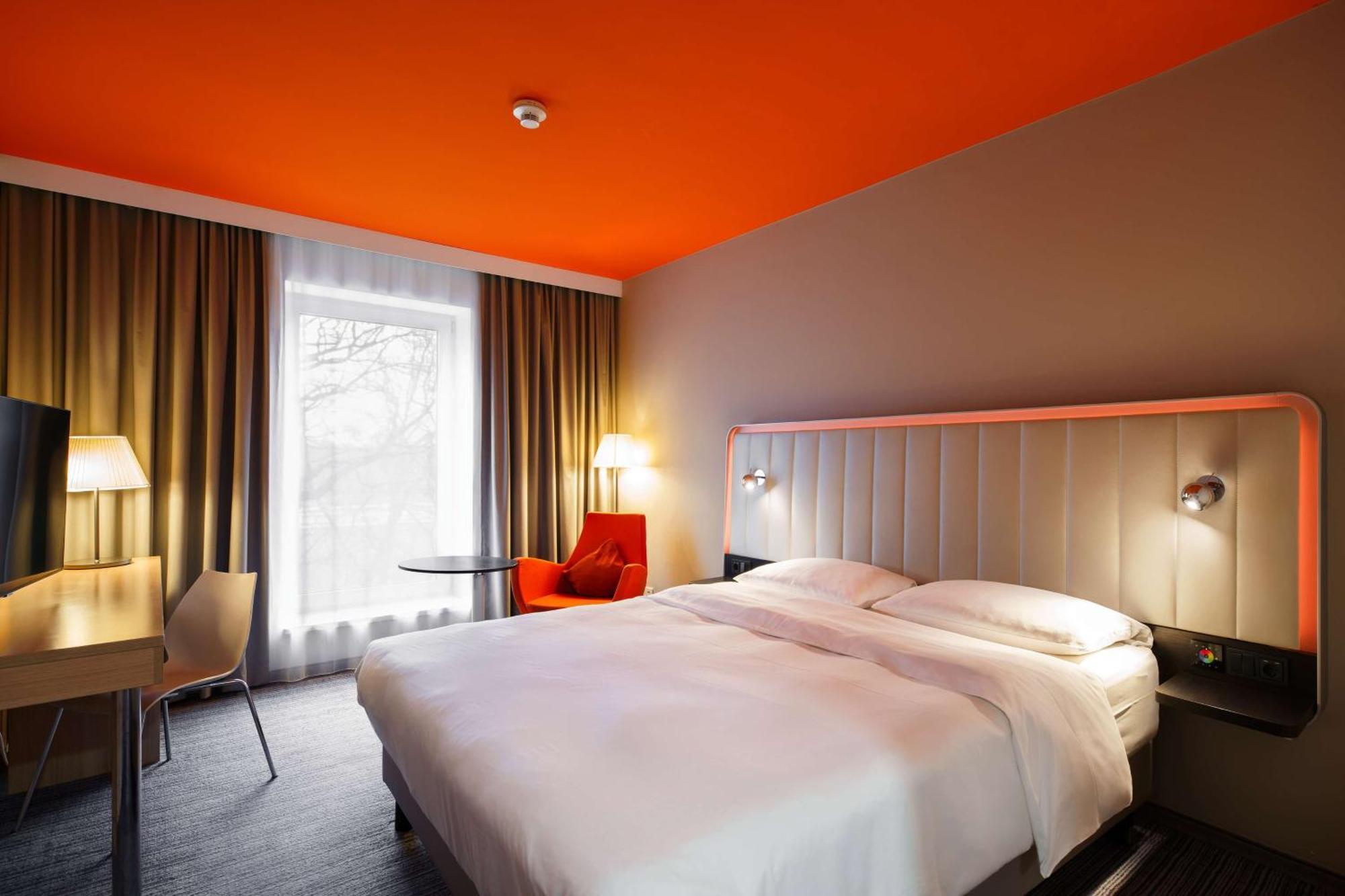 Standard Room with Park View - High Floor,1646340206:JPEG